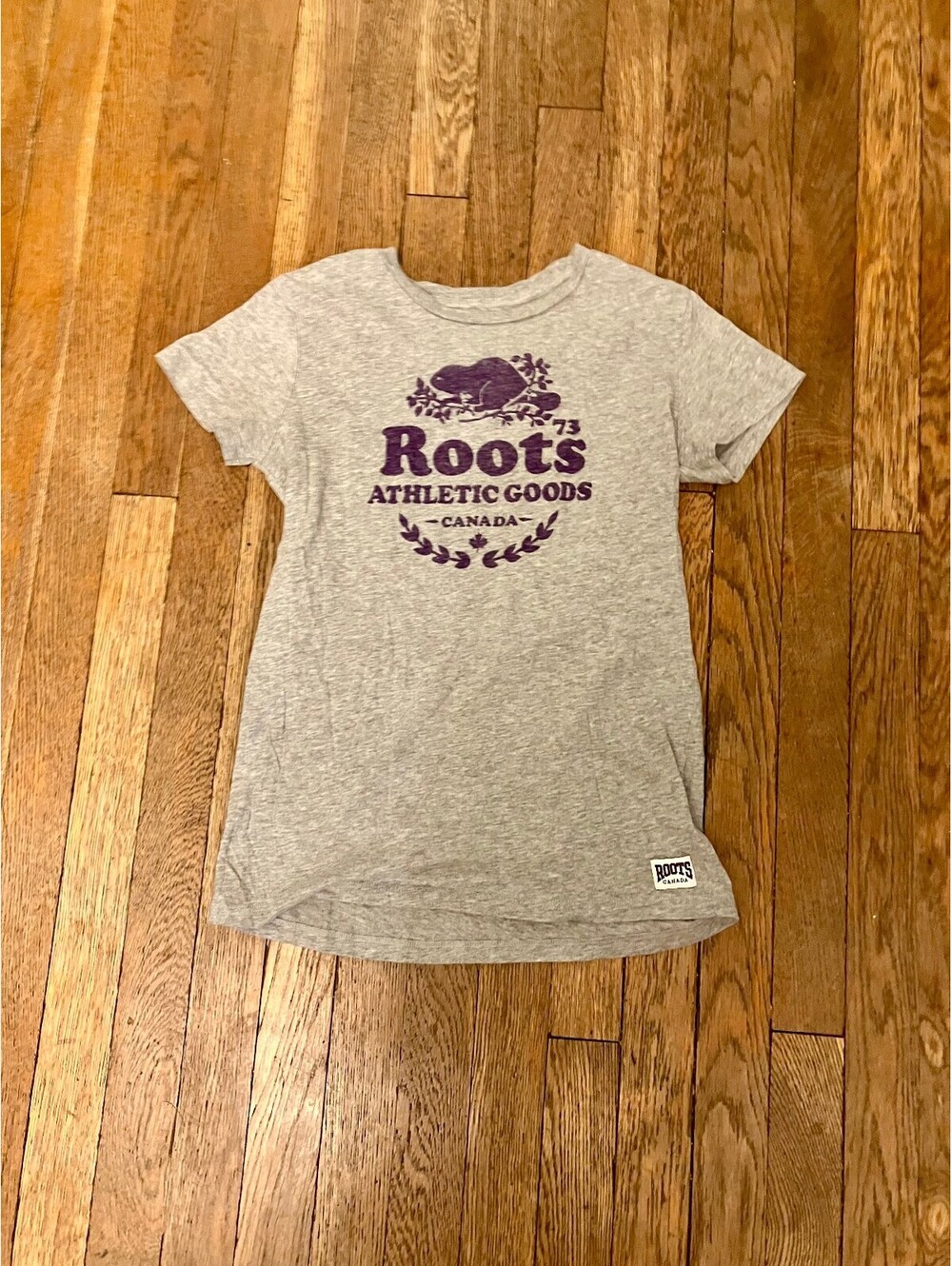 Roots Canada Beaver Logo Tee Grey Heather XS Y2K Athletic Goods Graphic